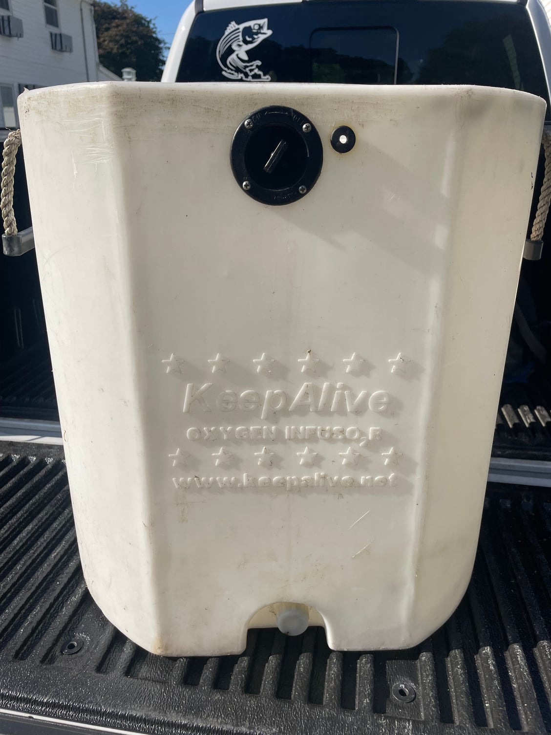 30 Gal Keep alive bait aerating system tank only - The Hull Truth - Boating  and Fishing Forum