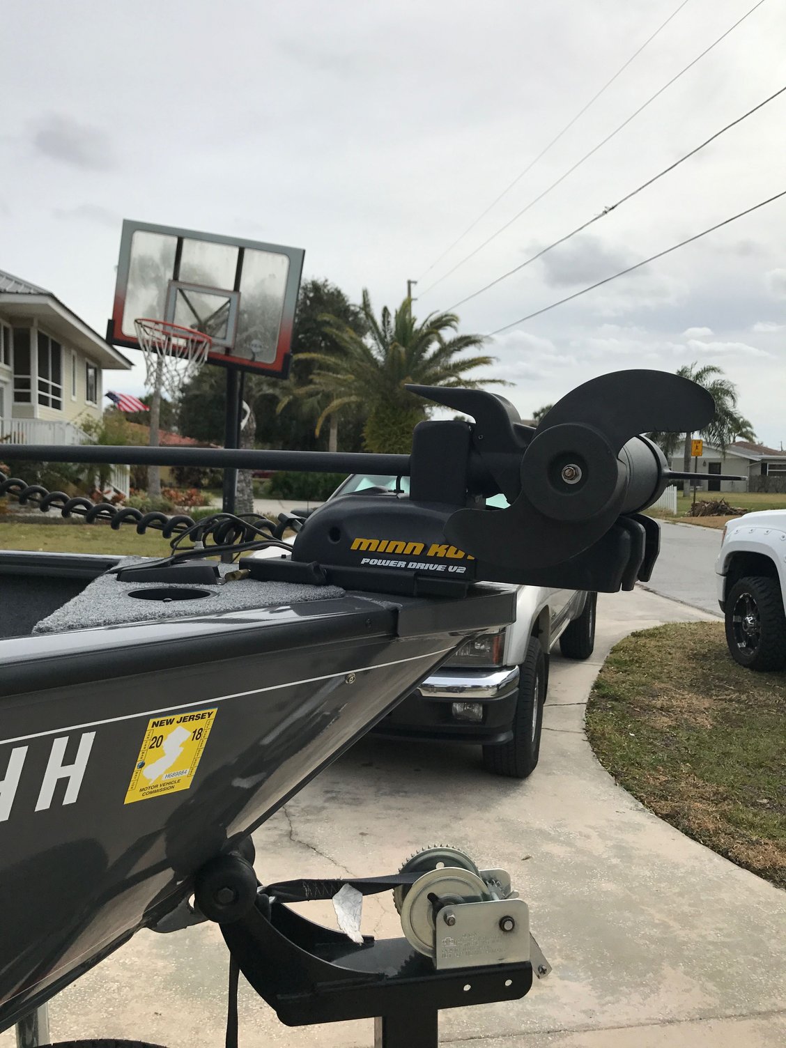 Lowrance Hook 3X depth finder