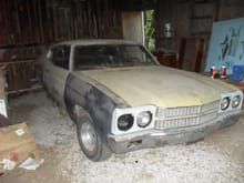 The Chevelle i bought in July of 2011 for my Birthday just before i deployed (gunna use the pay i get to fix her up and shine)