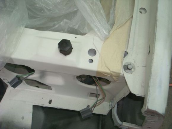 Driver side bumper. The inner jamb of the fender will get painted when the exterior is sprayed.