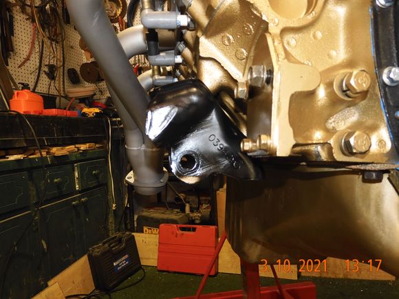 Installed mounts to engine