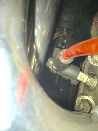 Spark plug #6 installed. Better clearance.