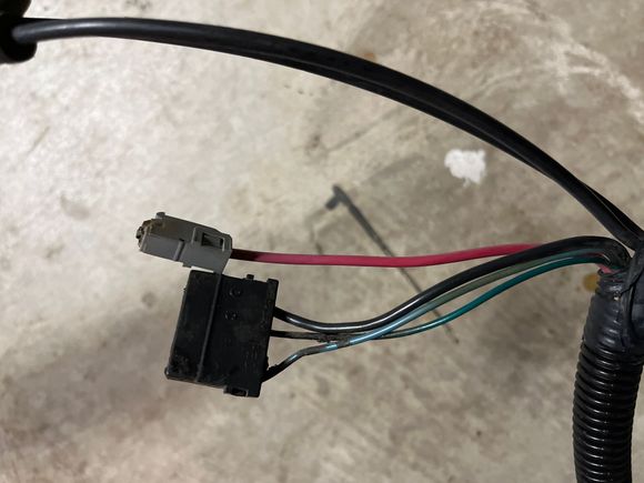 C105 with red. Female side.(ac/heater harness) what wires are needed? 