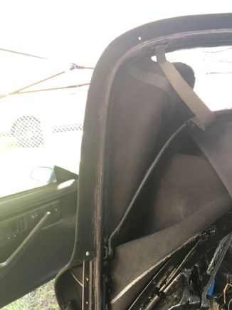 Added some screw to help hold the back of the top to bow 5