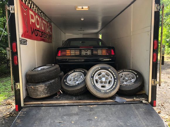 Loaded into the trailer with my other junk.