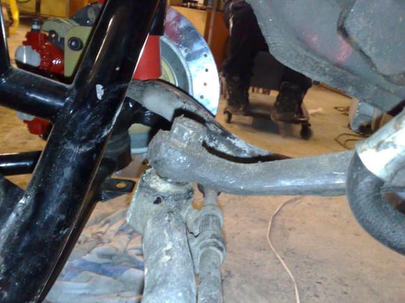 tublar K-member and steering ball clearence