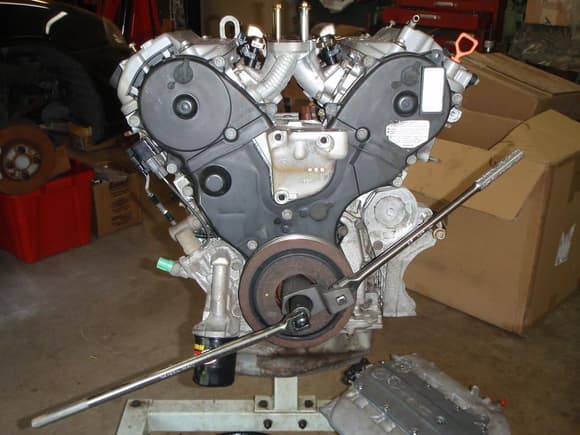 Proper Honda JV6 crank pulley removal procedure. BUY THE TOOL.