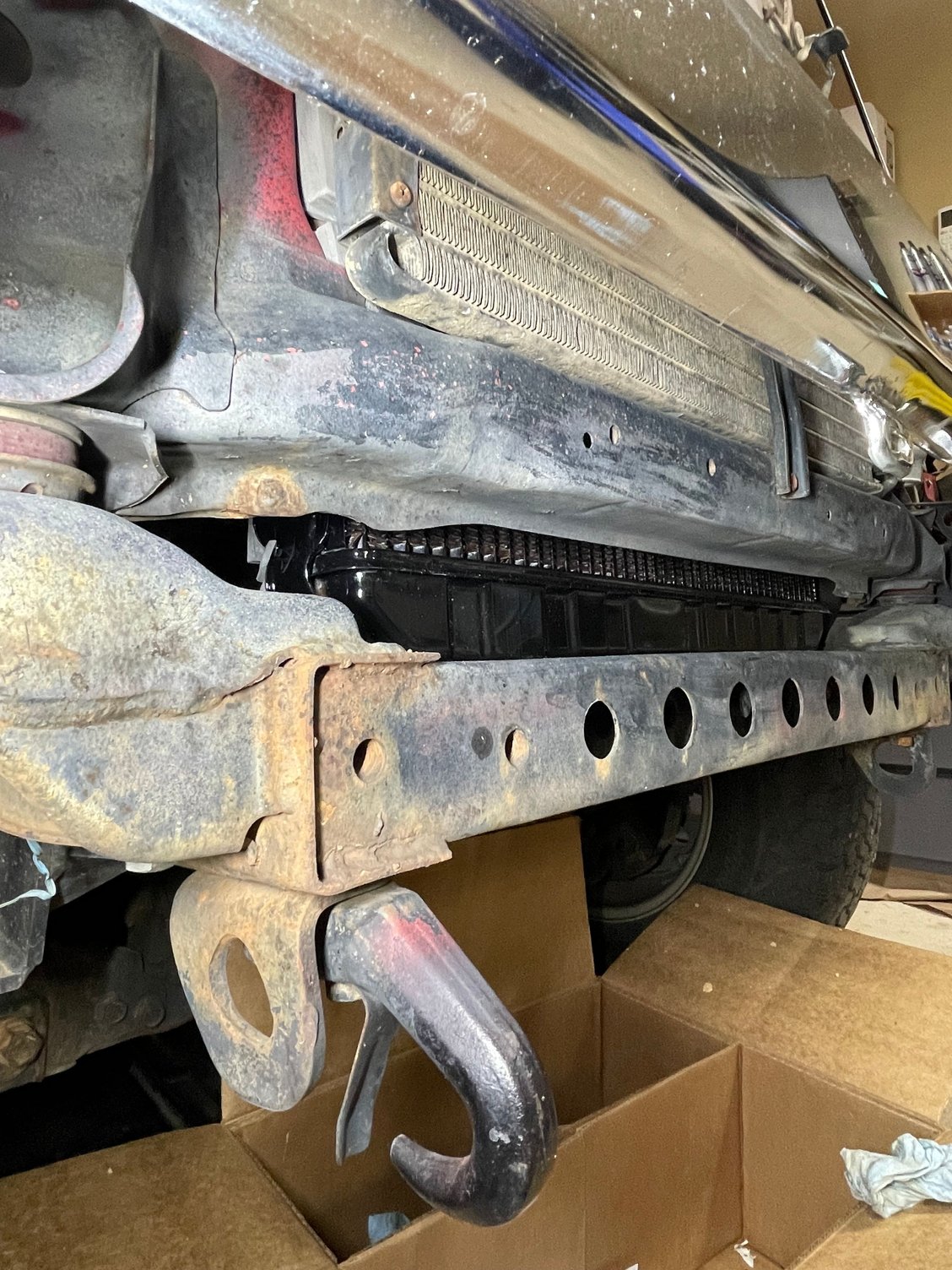 Foam needed to seal bottom edge of radiator core to core support.  This is with the CSF 2314 radiator.  The taller 2306 radiator extends further down here, which negates its usefulness if it�s gonna get blocked off with foam anyway.