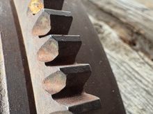 Is this like new or worn out? Starter side