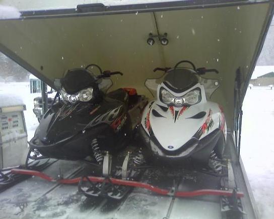 my 2 sleds

RMK 600
RMK 700