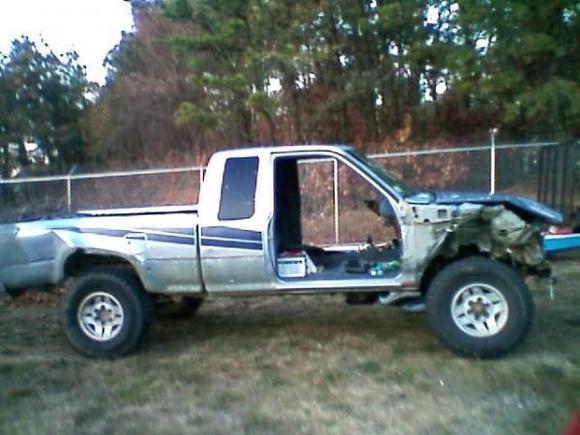 sandwiched in between a jeep and an ford expedition 

the best truck i've ever had....