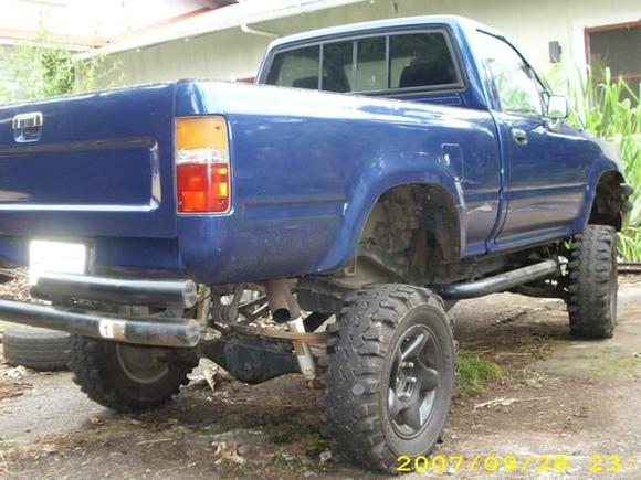 Cops go crazy for guys with big tires... and i don't mean that in a good way