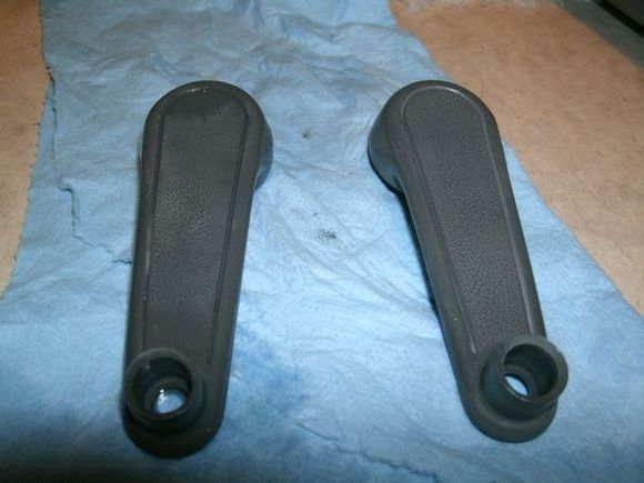 600xInterior refurb window handle clean dirty sidebyside1
