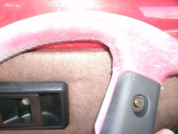 600xSteering trim8

Red test