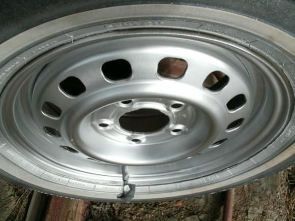 600xRims rear spare2