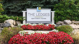 The Ledges at Groton  - Groton, CT