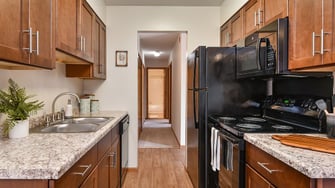 Lancaster Village Apartments - Plymouth, MN