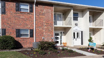 Carson Square Apartments - Hampton, VA