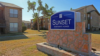 Sunset Apartments - Odessa, TX