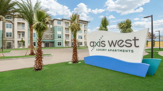 Axis West Apartments - Orlando, FL