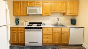 Rockdale Gardens Apartments - Windsor Mill, MD