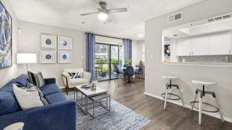 4800 Westshore Apartments - Tampa, FL