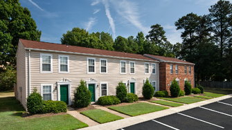 Woodbriar Apartments - Richmond, VA