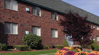 Woodbridge Apartments - Newington, CT