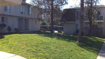 Creekside Oaks Apartments - Carmichael, CA