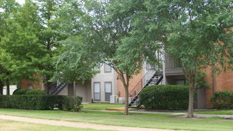 Brookside Apartments - Bryan, TX