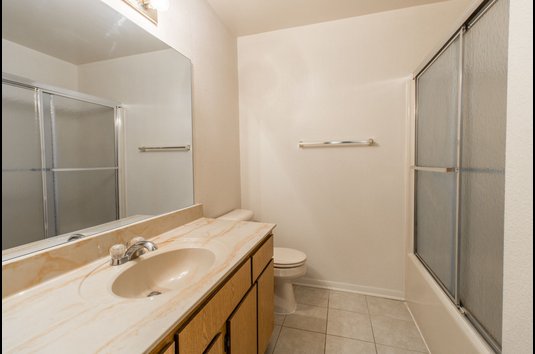 Fox Hill Glens Apartments - 51 Reviews | Grand Blanc, MI Apartments for