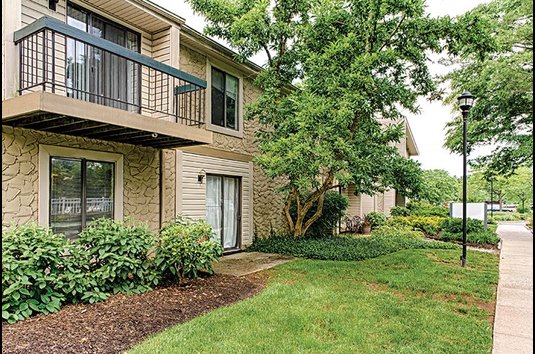 Hunters Glen Apartments - 418 Reviews | Plainsboro, NJ Apartments for