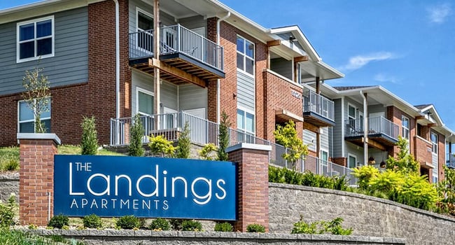 The Landings Apartments - Bellevue NE