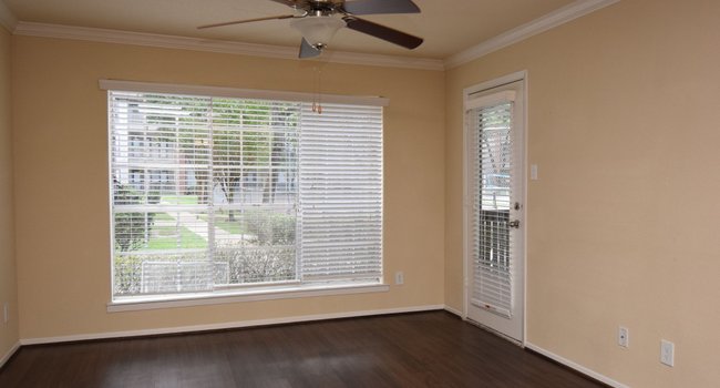 Bradford Apartments 101 Reviews Webster Tx For Rent Image Of Bradford Apartments In Webster Tx