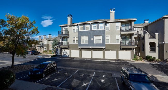 Creekside at Highlands Ranch Apartments - 223 Reviews | Highlands Ranch