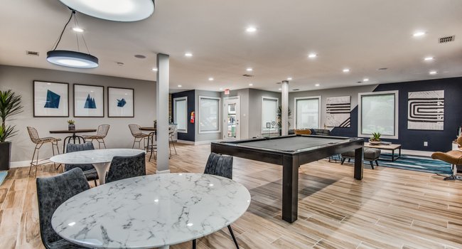 Oak Creek Apartment Homes - 179 Reviews | Bedford, TX ...