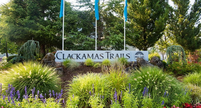 Clackamas Trails Apartments - Portland OR