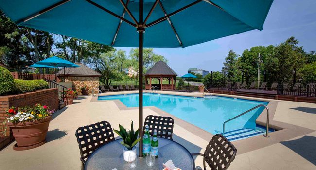 Willows Of Plainview Apartments 74 Reviews Louisville Ky