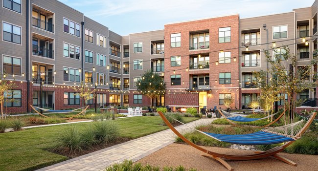 Amli Addison 23 Reviews Addison Tx Apartments For Rent Apartmentratings C