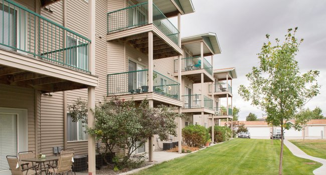 Country Meadows Apartment Homes - 5 Reviews | Billings, MT ...