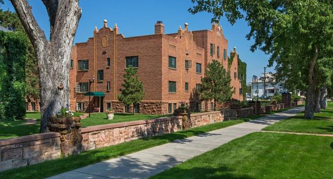 Cascade Park Apartments 25 Reviews Colorado Springs Co Image Of Cascade Park Apartments In Colorado Springs Co