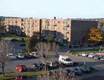 Carlyle House Apartments - Revere MA