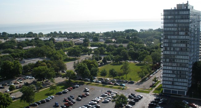 Lake Meadows 993 Reviews Chicago Il Apartments For Rent Image Of Lake Meadows In Chicago Il