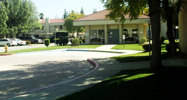 Orangewood Apartment Complex 36 Reviews Redlands Ca