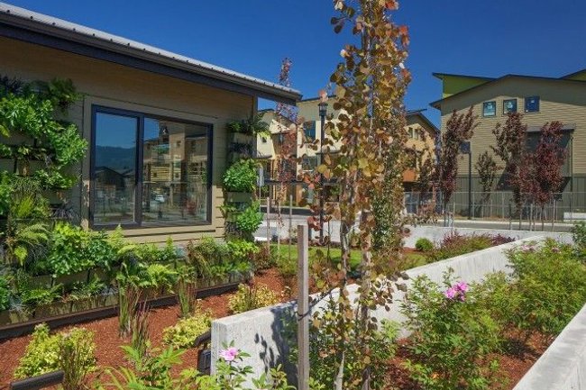 The Tennyson at Crescent Village Apartments 58 Reviews