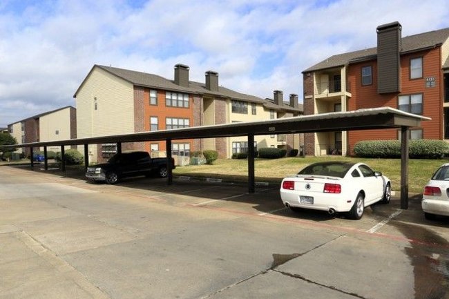 Bridgeport Apartments - 38 Reviews | Irving, TX Apartments for Rent