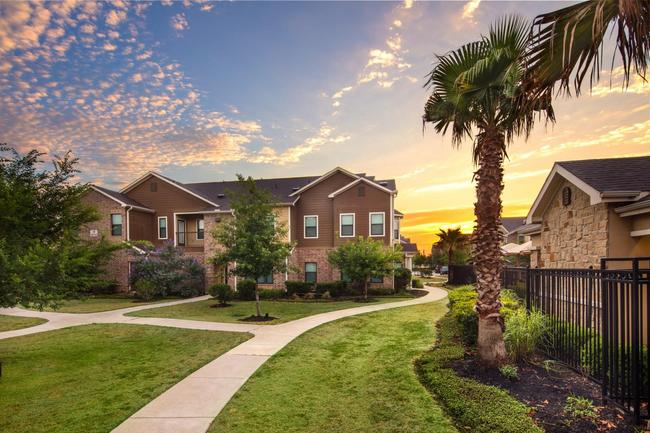 Avenues at Northpointe - 98 Reviews | Tomball, TX ...