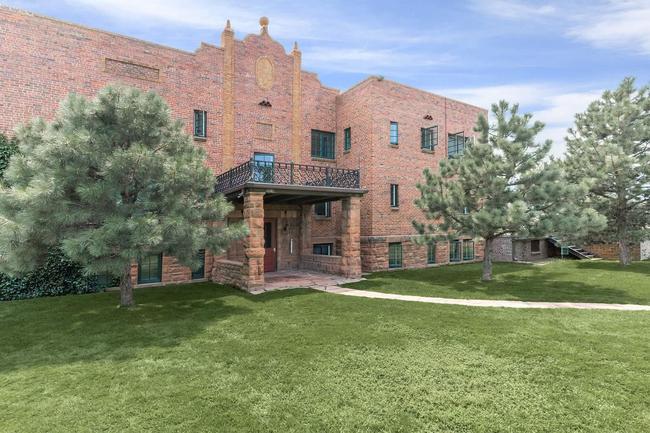 Cascade Park Apartments 25 Reviews Colorado Springs Co Manager Uploaded Photo Of Cascade Park Apartments In Colorado Springs Co