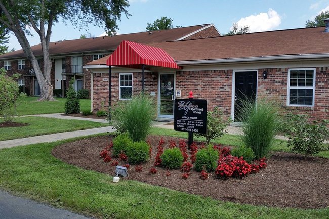 Beech Grove Apartments - 65 Reviews | Jeffersonville, IN Apartments for