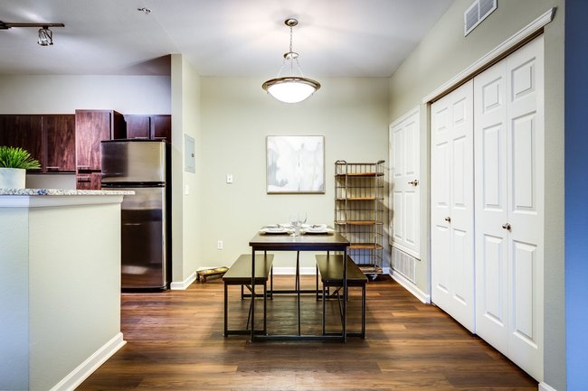 Lowry North Apartments - 44 Reviews | Denver, CO Apartments for Rent